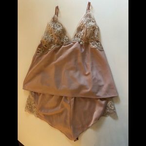Flora Nikrooz Rosa set in Mauve Pink